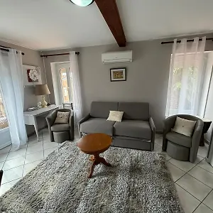 Chez Anne Marie Et Daniel Appartement